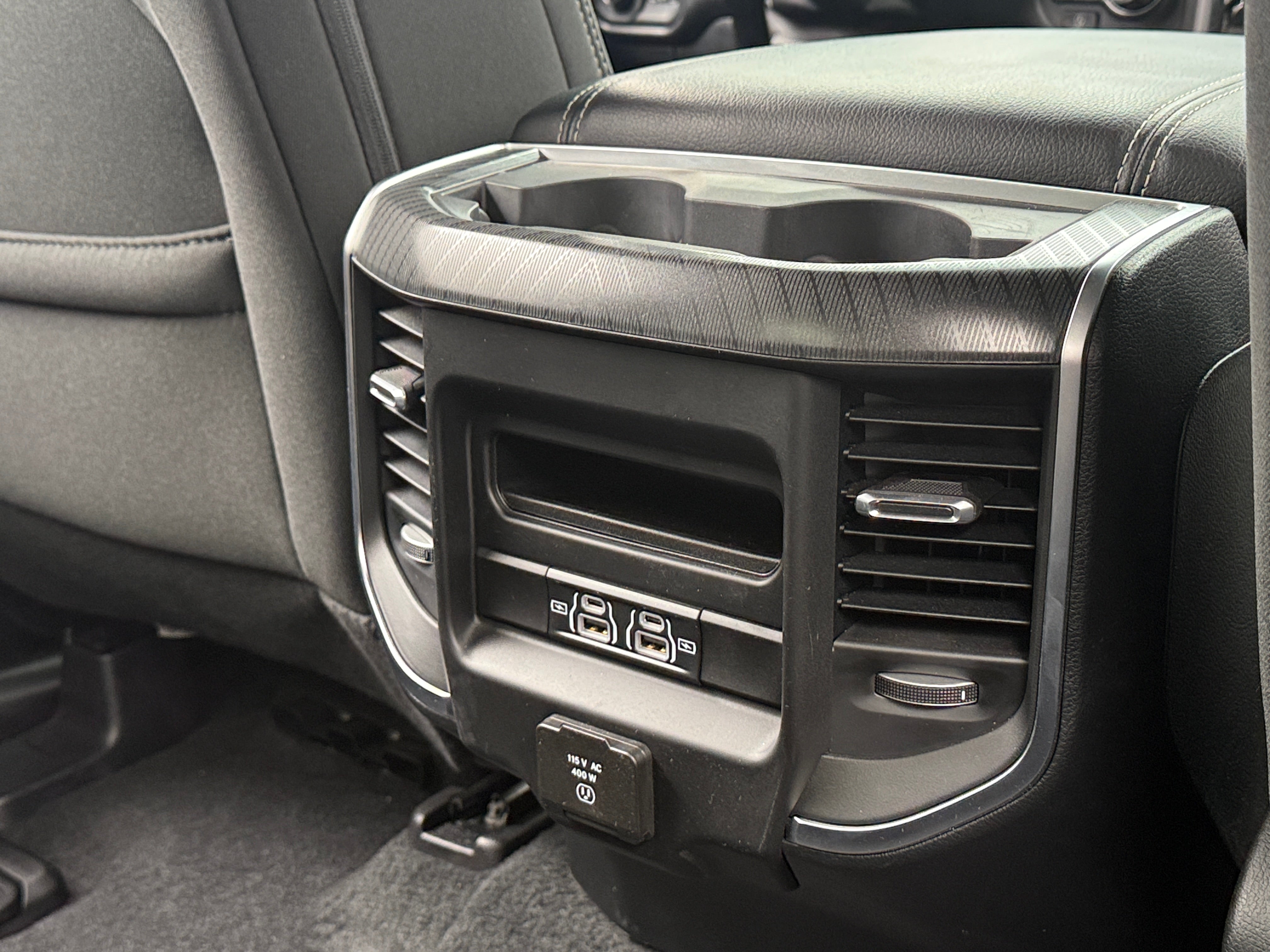 ram ram 1500 pickup 2025 1C6SRFFP4SN630641 image ram ram 1500 pickup 2025 1C6SRFFP4SN630641 image
